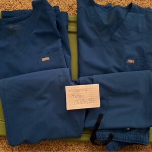 TWO SETS - MENS Royal Blue Fig